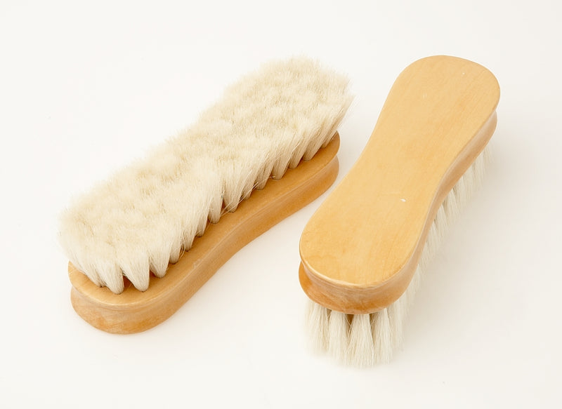 Equerry Wooden Face Brush with Goats Hair